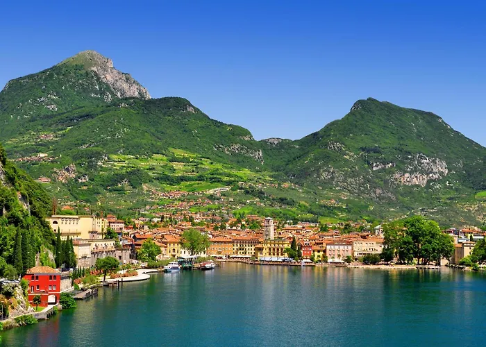 Riva Lago E Spiaggia Apartment 2 - Happy Rentals